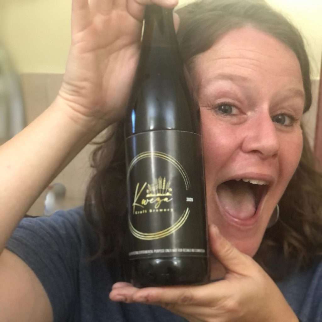 Die Brauerinnen der Kweza Craft Brewery