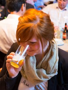 Innovativer Bier-Workshop und Romeis Brauertag: Bierfee Monika Meinel-Hansen, Meinel Bräu Hof